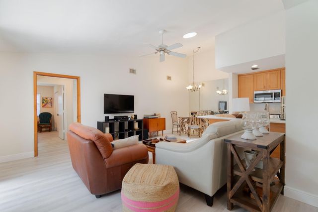 1073 Goldenrod Road, Wellington, FL 33414