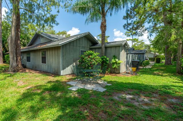 1073 Goldenrod Road, Wellington, FL 33414
