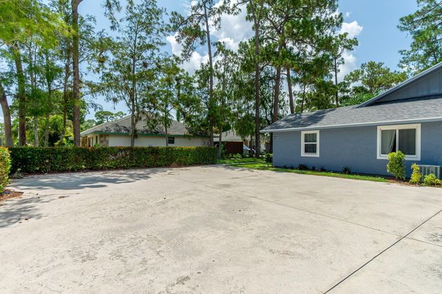 1073 Goldenrod Road, Wellington, FL 33414