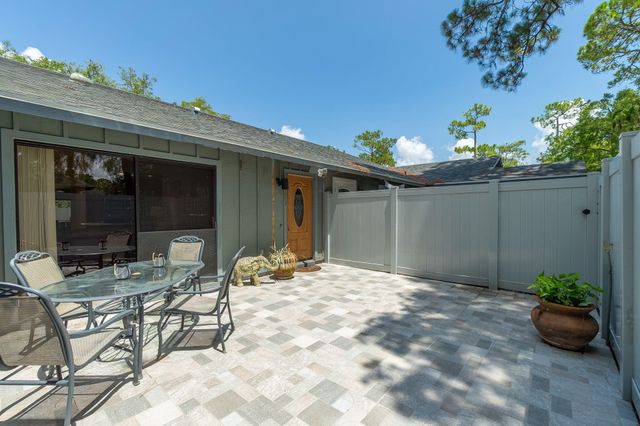 1073 Goldenrod Road, Wellington, FL 33414