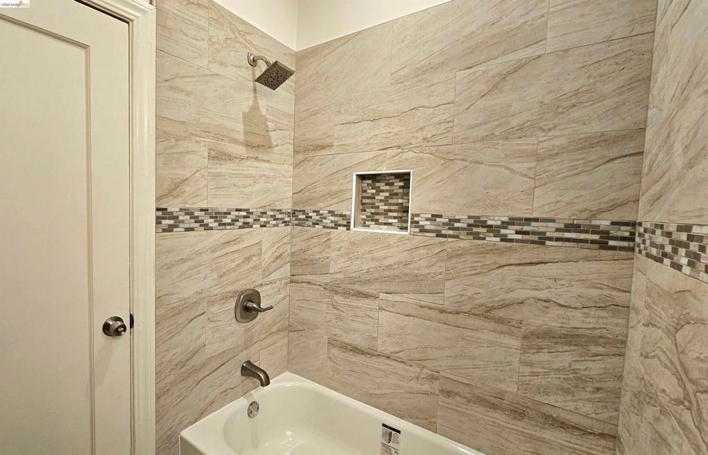 Image 12 of property listing at 1404 Pine St, Martinez, CA 94553