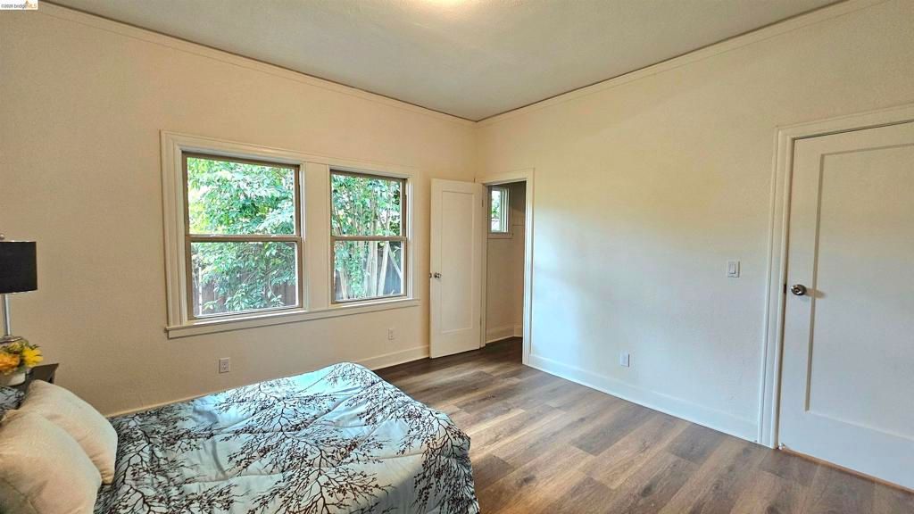Image 14 of property listing at 1404 Pine St, Martinez, CA 94553
