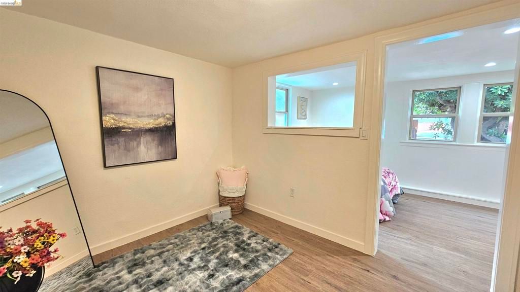 Image 25 of property listing at 1404 Pine St, Martinez, CA 94553