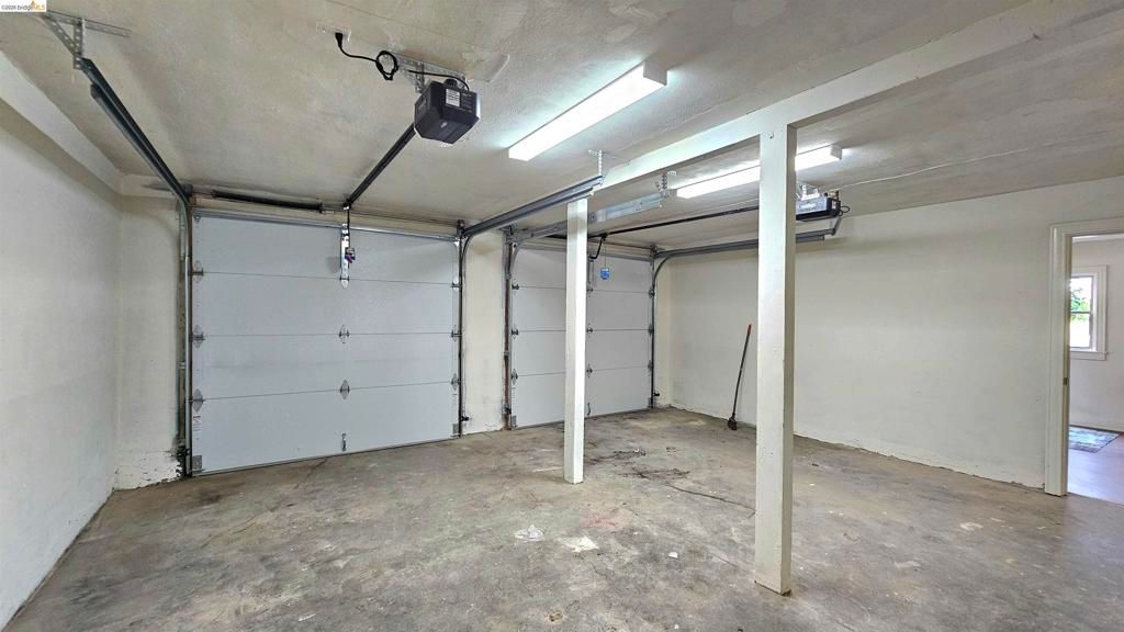 Image 26 of property listing at 1404 Pine St, Martinez, CA 94553