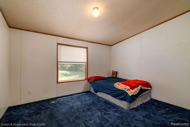 4995 Croissant Street, Dearborn Heights, MI 48125