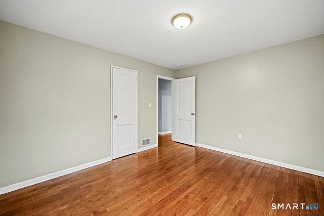 125 Twin Brook Road, Hamden, CT 06514