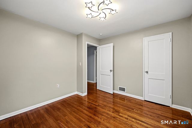 125 Twin Brook Road, Hamden, CT 06514