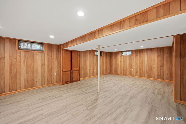 125 Twin Brook Road, Hamden, CT 06514