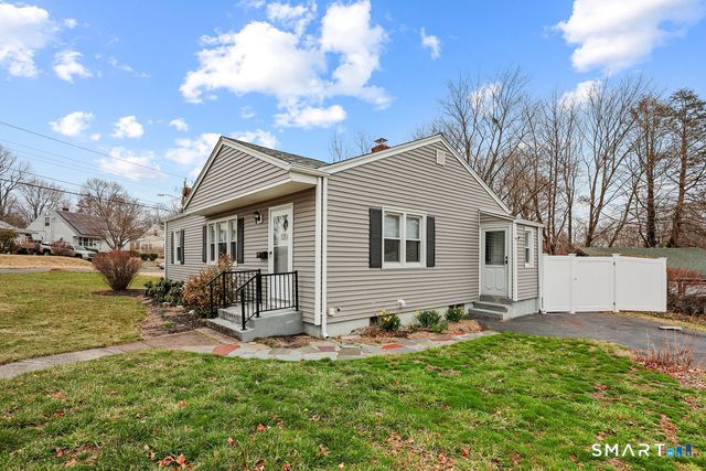 125 Twin Brook Road, Hamden, CT 06514