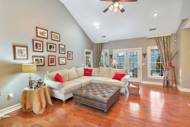 114 Augusta National, Anderson, SC 29621