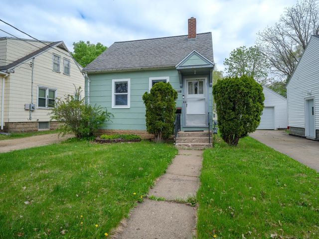 1309 2nd Street NE, Rochester, MN 55906