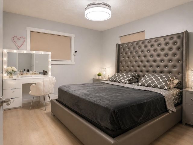 4280 NW 171st St, Miami Gardens, FL 33055
