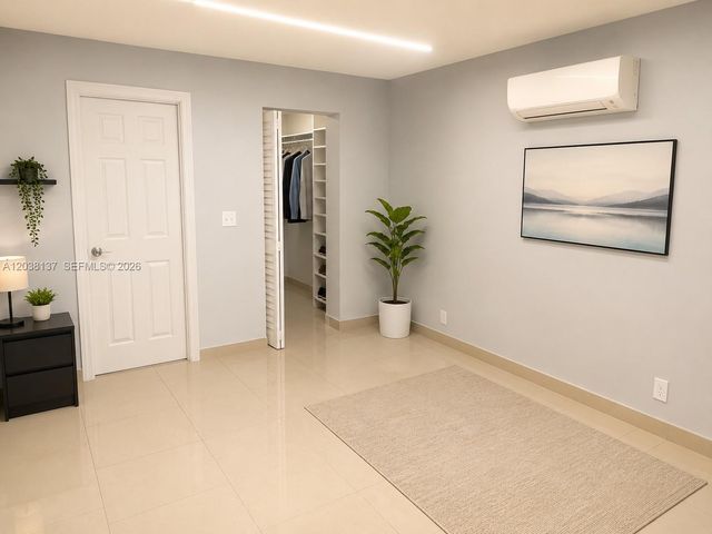 4280 NW 171st St, Miami Gardens, FL 33055