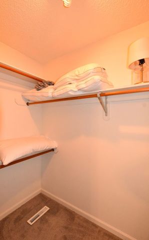 2014 Fox Valley Drive SW, Rochester, MN 55902