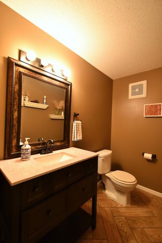 2014 Fox Valley Drive SW, Rochester, MN 55902