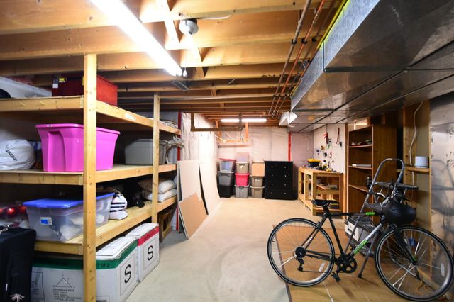 2014 Fox Valley Drive SW, Rochester, MN 55902