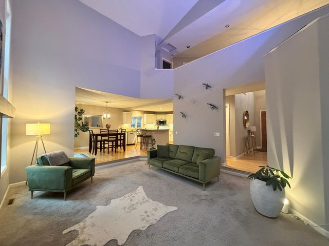 2014 Fox Valley Drive SW, Rochester, MN 55902