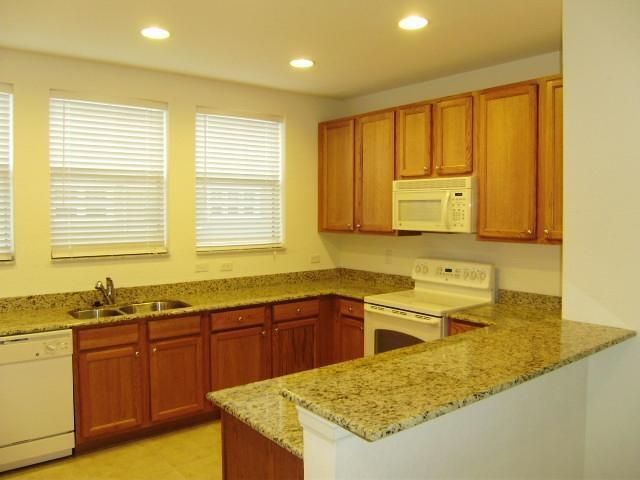 810 Marina Del Ray Lane 2, West Palm Beach, FL 33401