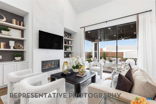 450 Cleveland Way, New Braunfels, TX 78130