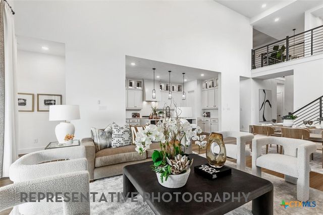 450 Cleveland Way, New Braunfels, TX 78130