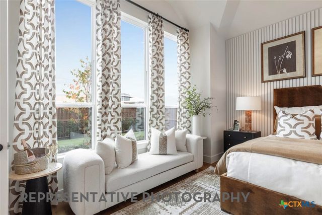 450 Cleveland Way, New Braunfels, TX 78130