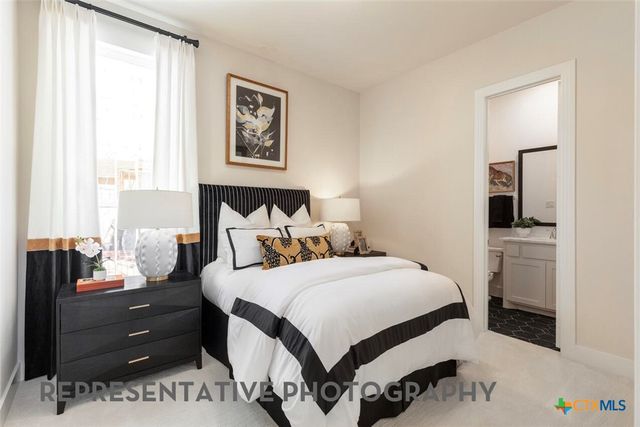 450 Cleveland Way, New Braunfels, TX 78130