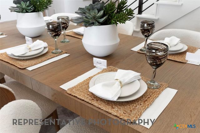 450 Cleveland Way, New Braunfels, TX 78130