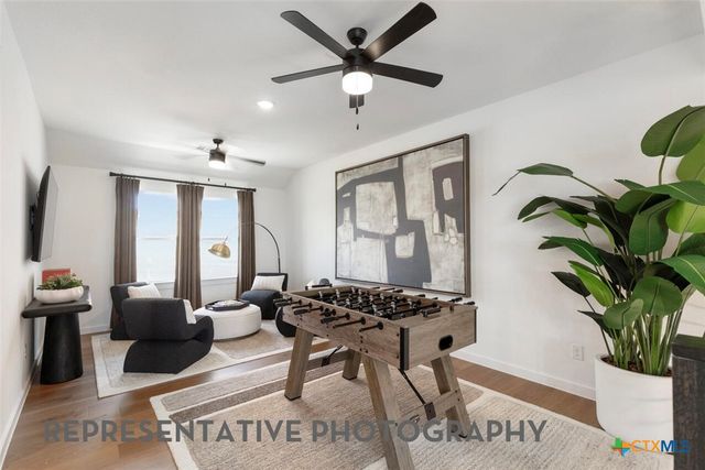 450 Cleveland Way, New Braunfels, TX 78130