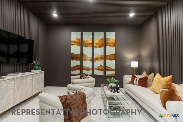 450 Cleveland Way, New Braunfels, TX 78130