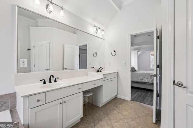 988 Poplar Mill Court, Buford, GA 30518