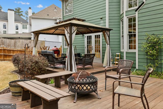 988 Poplar Mill Court, Buford, GA 30518