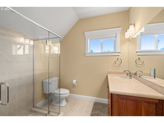 7208 EDGE CLIFF Dr, Brookings, OR 97415