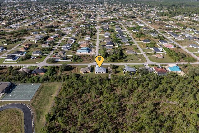 1024 Chauncey AV, Lehigh Acres, FL 33971