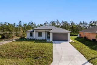 1024 Chauncey AV, Lehigh Acres, FL 33971
