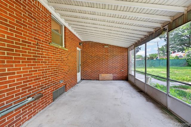 2288 Gorno Street, Trenton, MI 48183