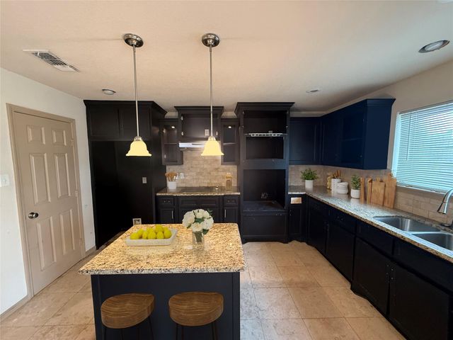 3607 Vineyard Drive, Houston, TX 77082