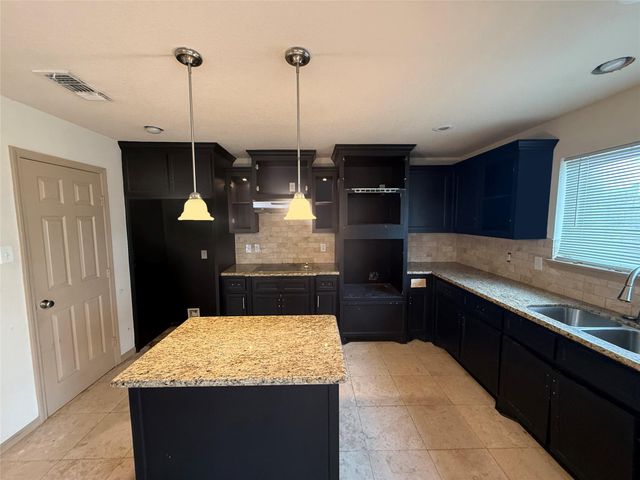 3607 Vineyard Drive, Houston, TX 77082