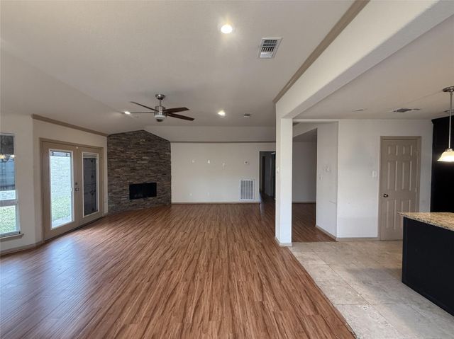 3607 Vineyard Drive, Houston, TX 77082