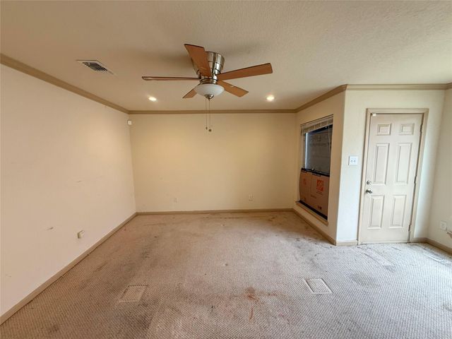 3607 Vineyard Drive, Houston, TX 77082