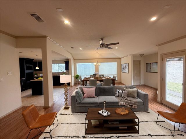 3607 Vineyard Drive, Houston, TX 77082