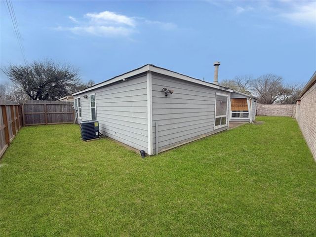 3607 Vineyard Drive, Houston, TX 77082