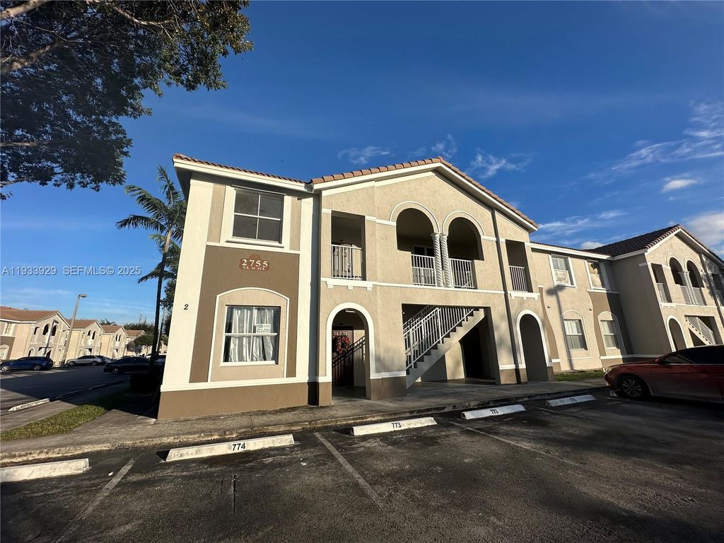 2755 SE 16th Ave 200, Homestead, FL 33035