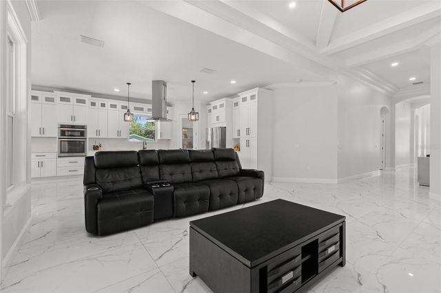 1924 HILL DRIVE, Apopka, FL 32703