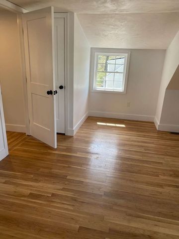 5 Frank Street, Chelmsford, MA 01863