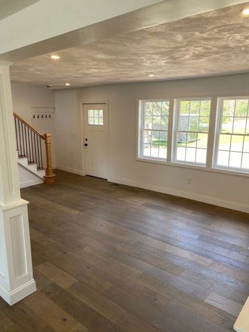 5 Frank Street, Chelmsford, MA 01863