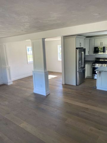5 Frank Street, Chelmsford, MA 01863