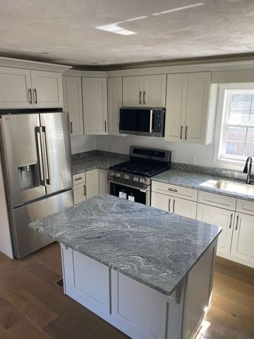 5 Frank Street, Chelmsford, MA 01863