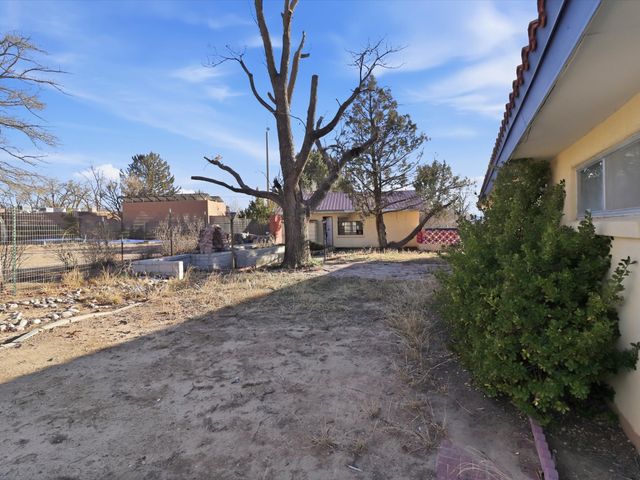 1414 Montana Vista Street, Espanola, NM 87532