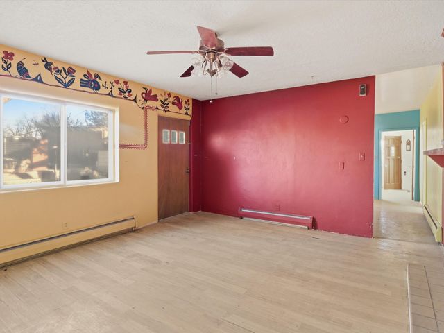 1414 Montana Vista Street, Espanola, NM 87532