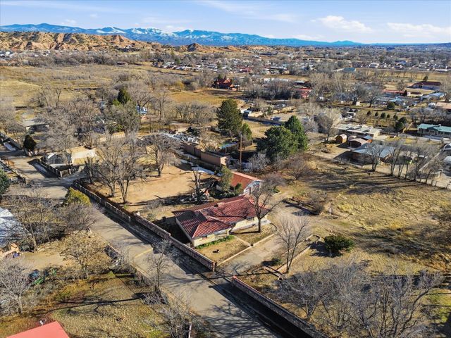 1414 Montana Vista Street, Espanola, NM 87532